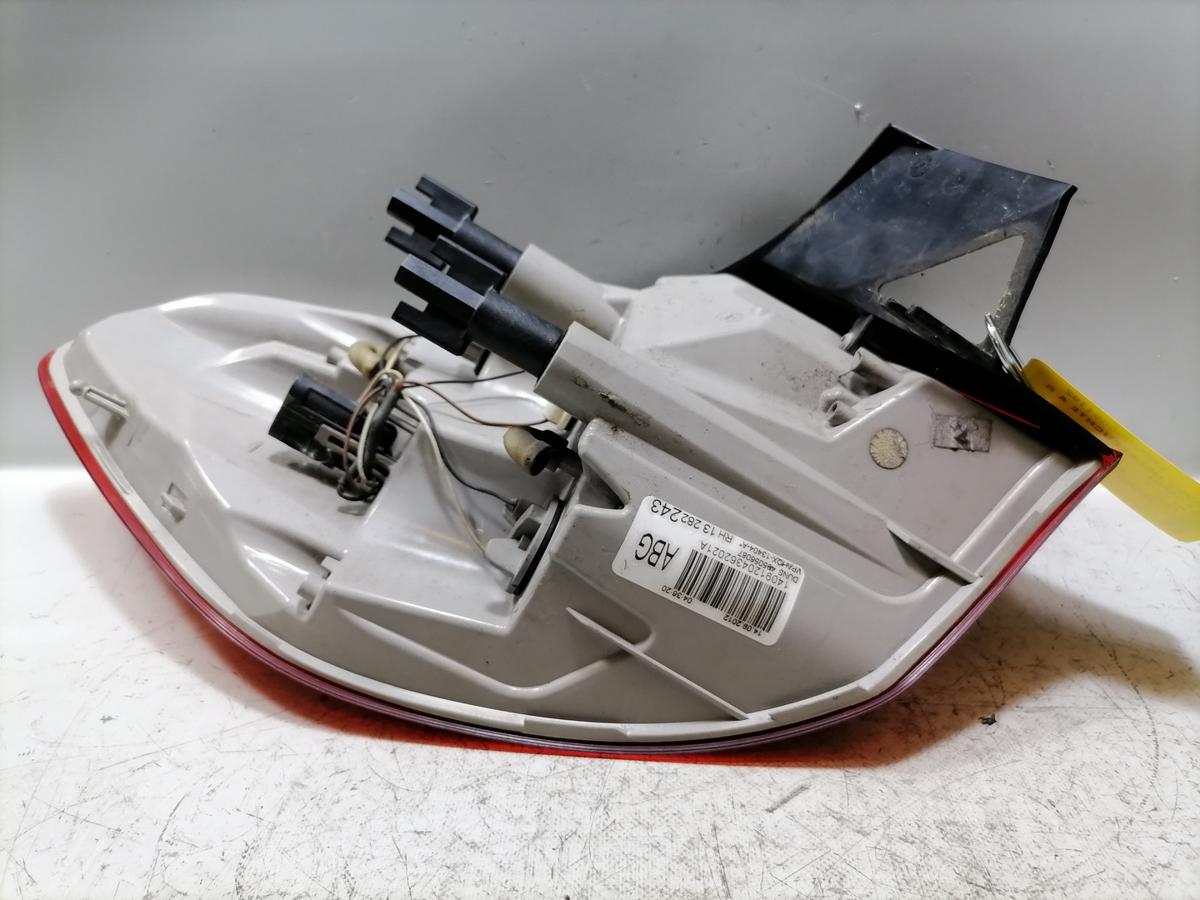 Opel Astra J original R&uuml;cklicht R&uuml;ckleuchte Schlussleuchte rechts Kombi Bj.2012